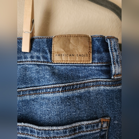 High-rise American Eagle size 4 - Picture 3 of 10